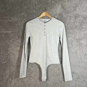 WeWoreWhat x Revolve Womens Henley Bodysuit Gray Long Sleeve XS Stretch Top